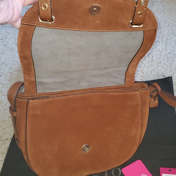 Vince Camuto Areli suede flap crossbody - Picture 9 of 11